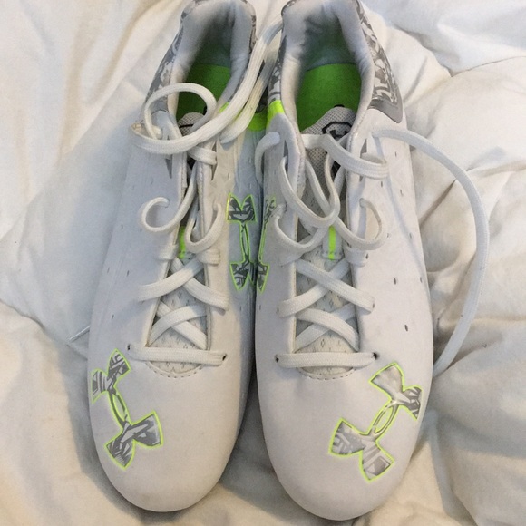 Under Armour Cleats - Picture 3 of 3